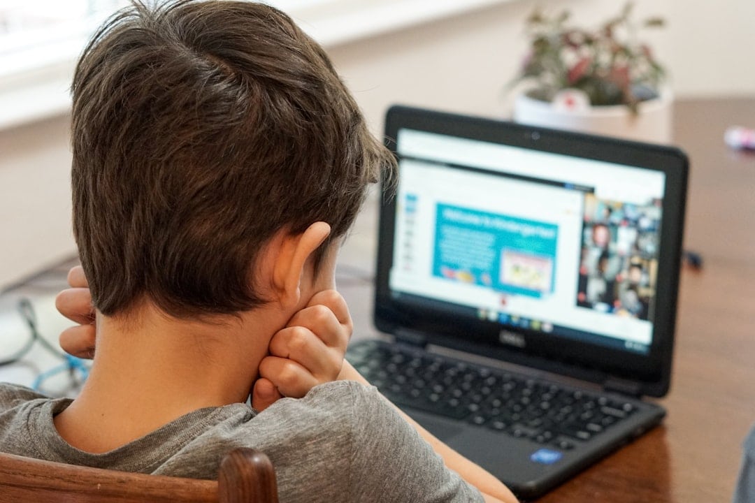 Photo Online learning